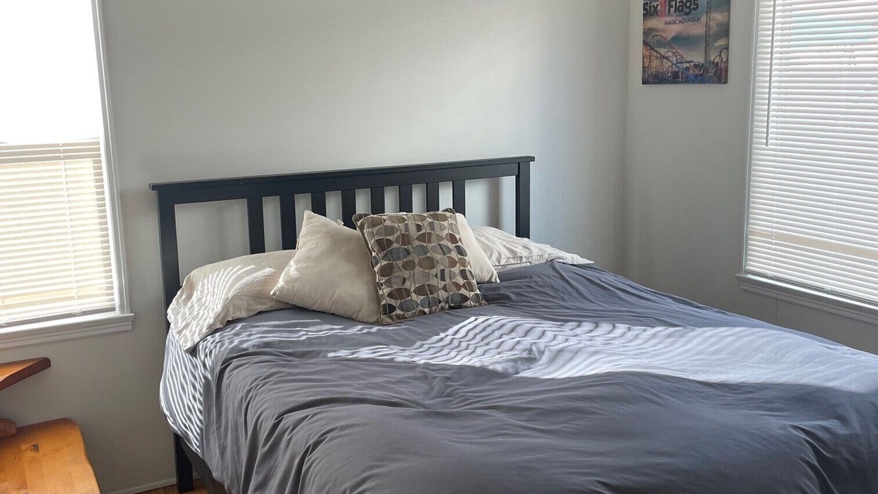 Photo of Bedroom in Hawthorne