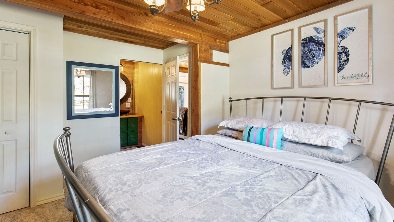 Photo of Bedroom in Pottsboro