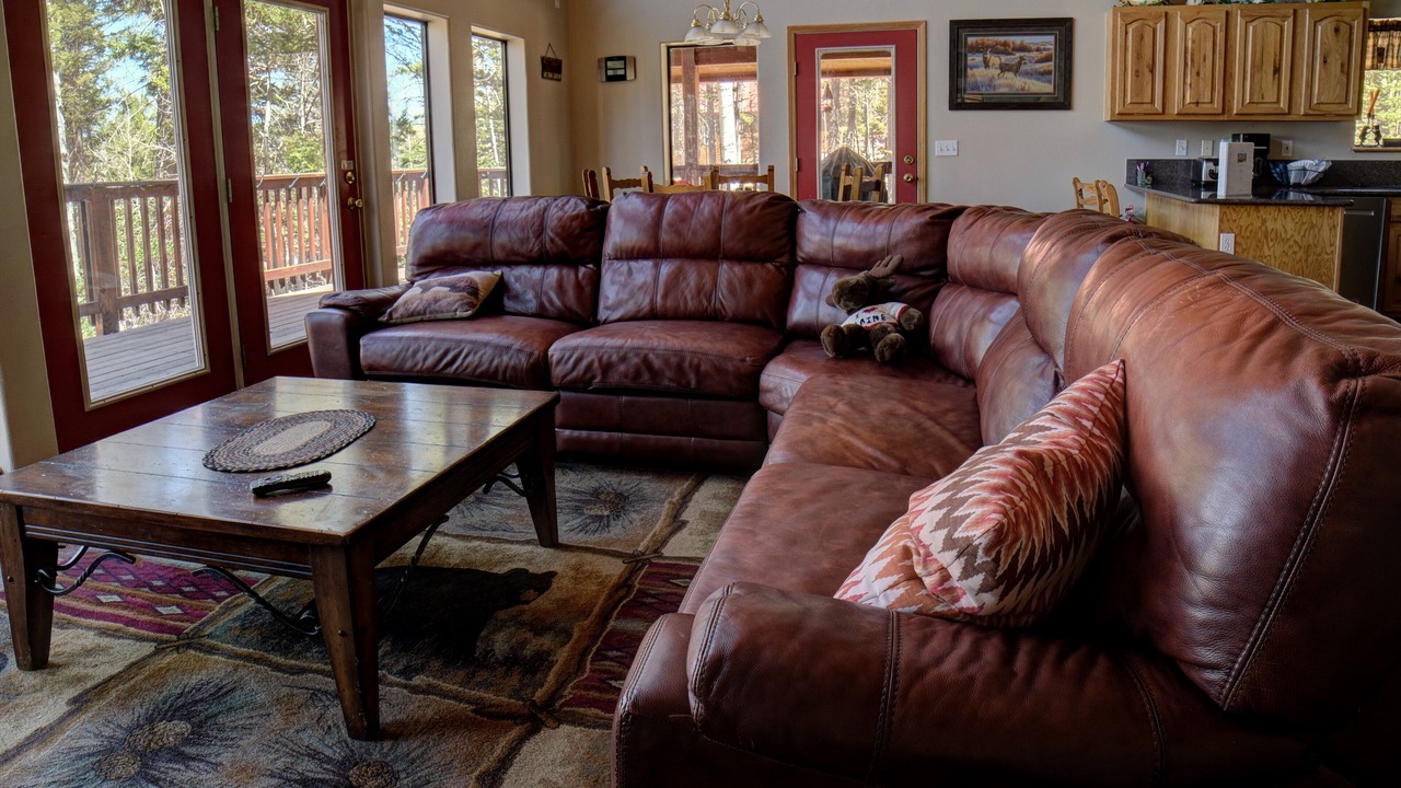 Photo of Livingroom in Angel Fire