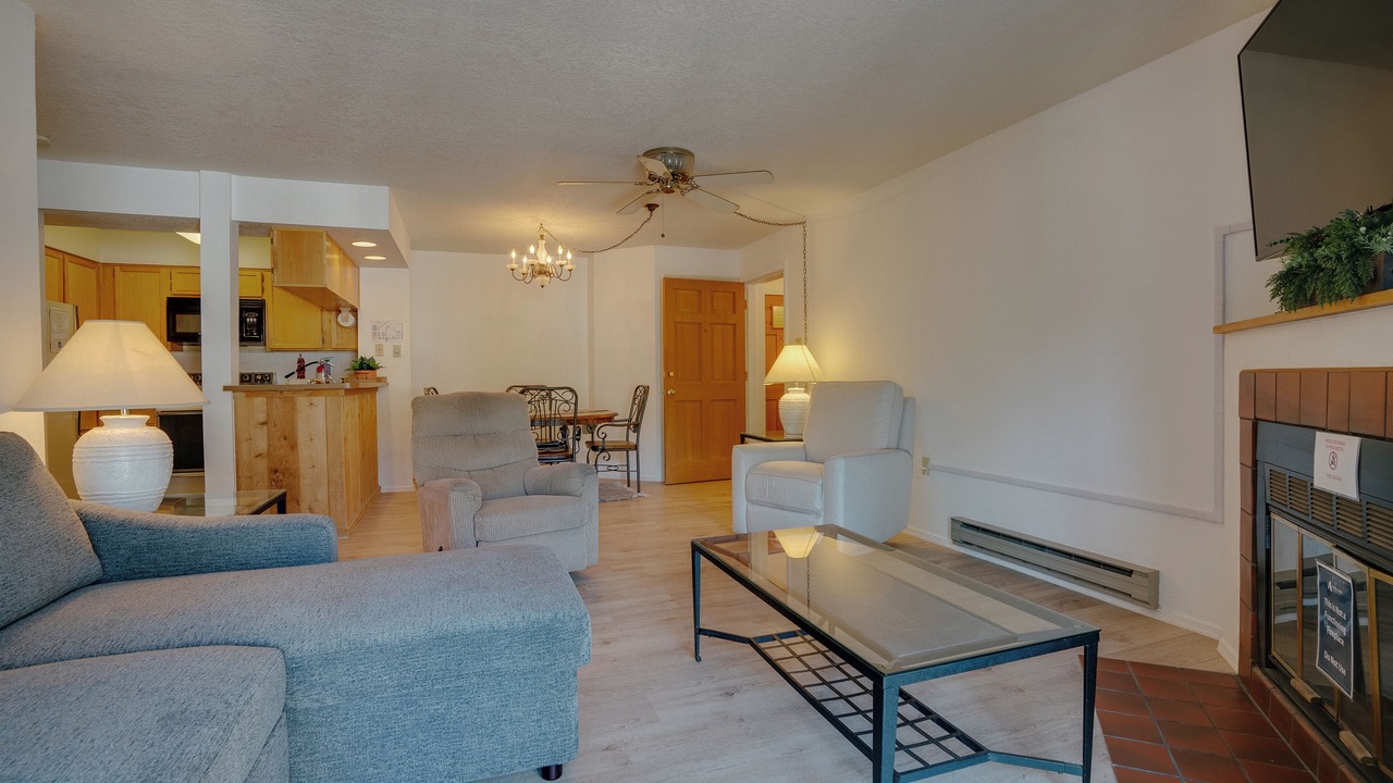 Photo of Livingroom in Angel Fire