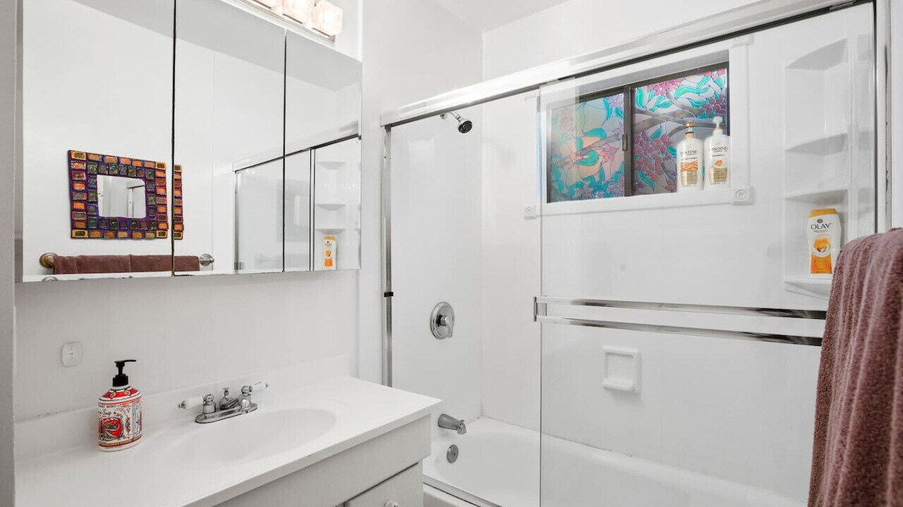 Photo of Bathroom in University Heights
