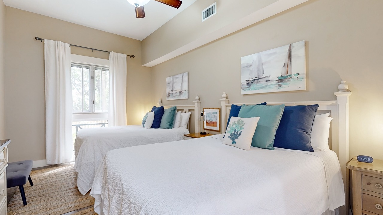 Photo of Bedroom in Baytowne Wharf