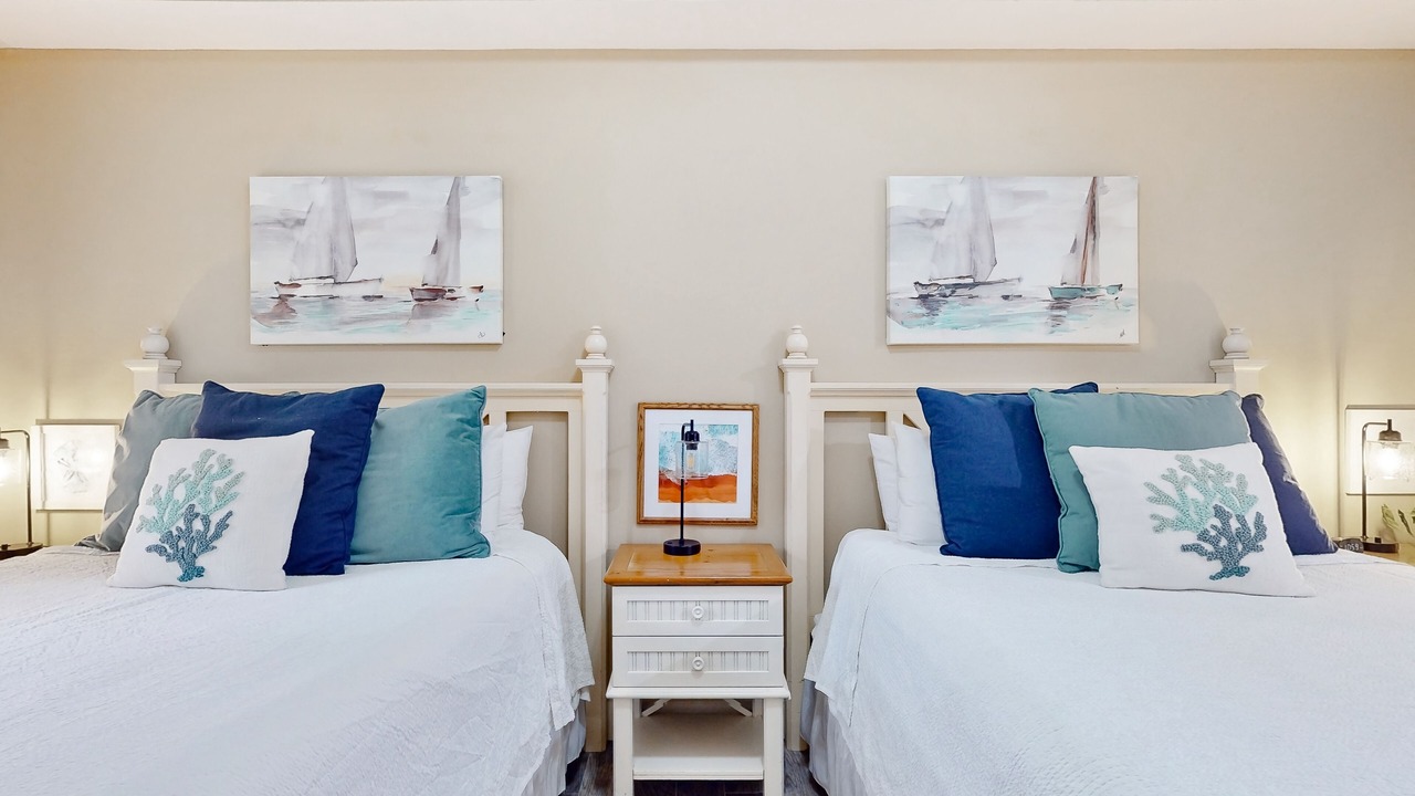Photo of Bedroom in Baytowne Wharf