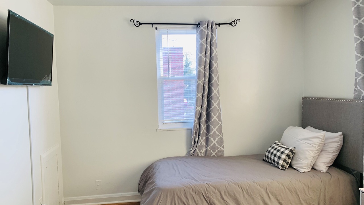 Photo of Bedroom in Baltimore