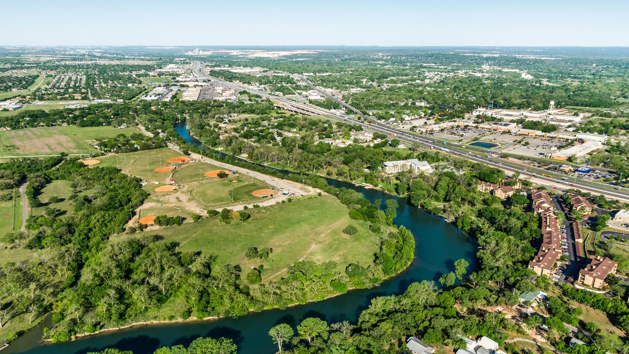Photo of Outdoor in Spring Branch