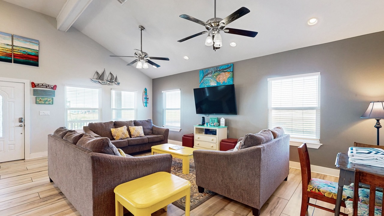 Photo of Livingroom in Leeward Sands