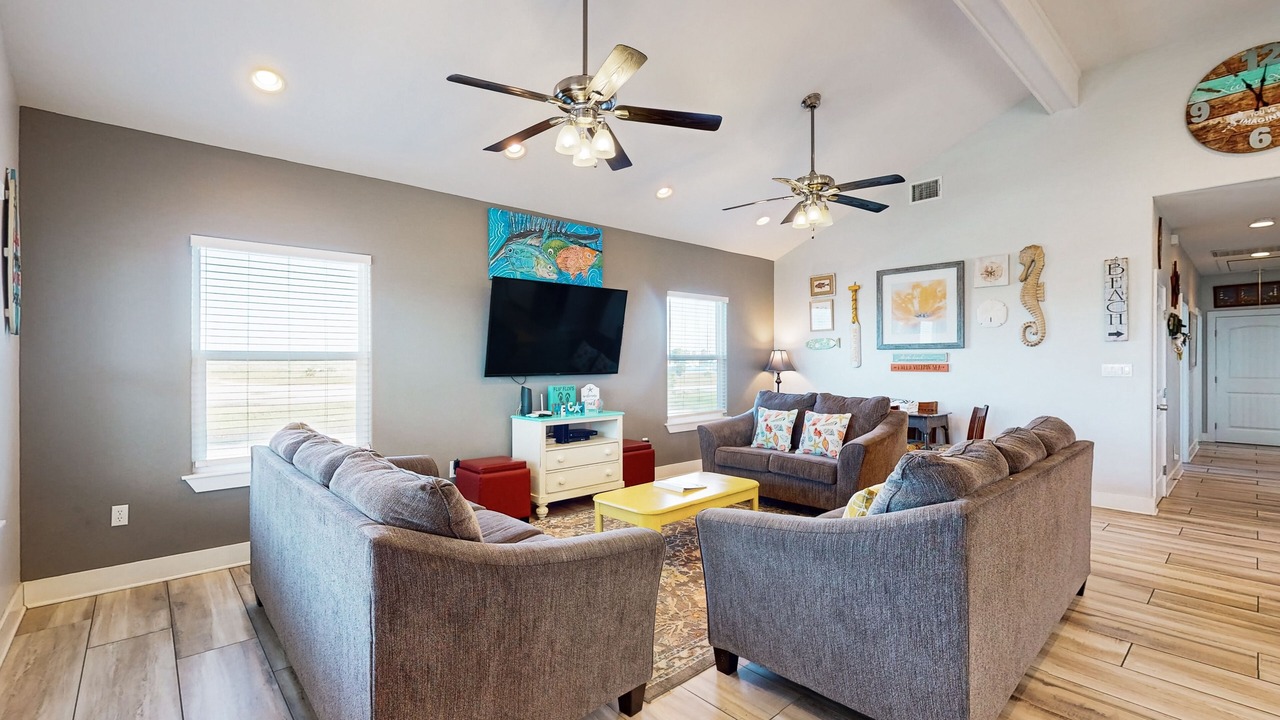 Photo of Livingroom in Leeward Sands