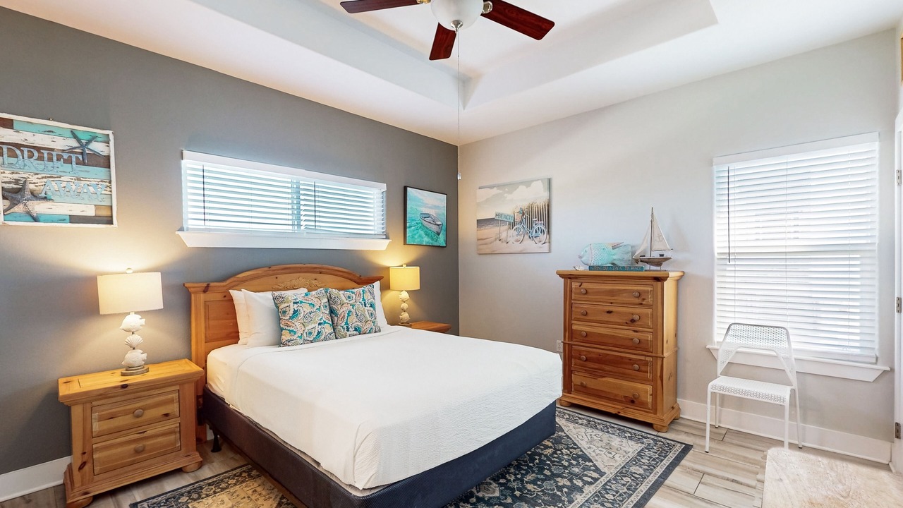 Photo of Bedroom in Leeward Sands