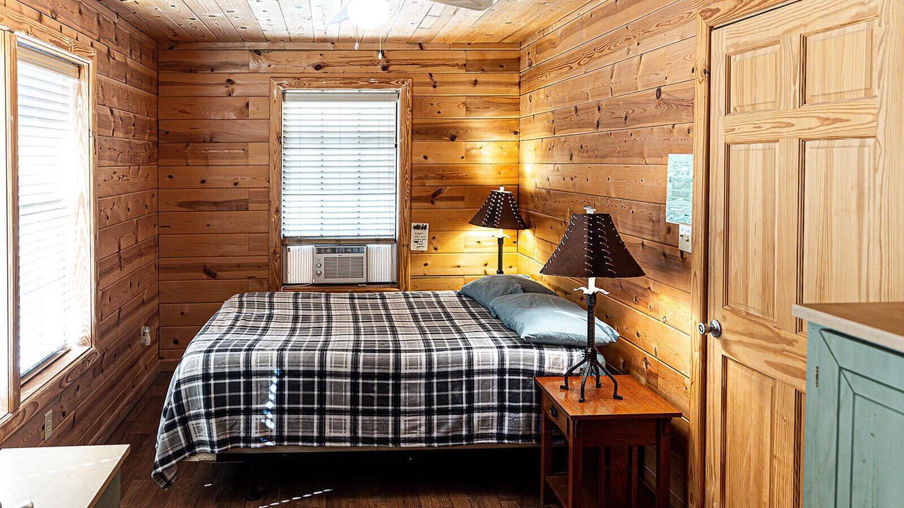 Photo of Bedroom in Leakey