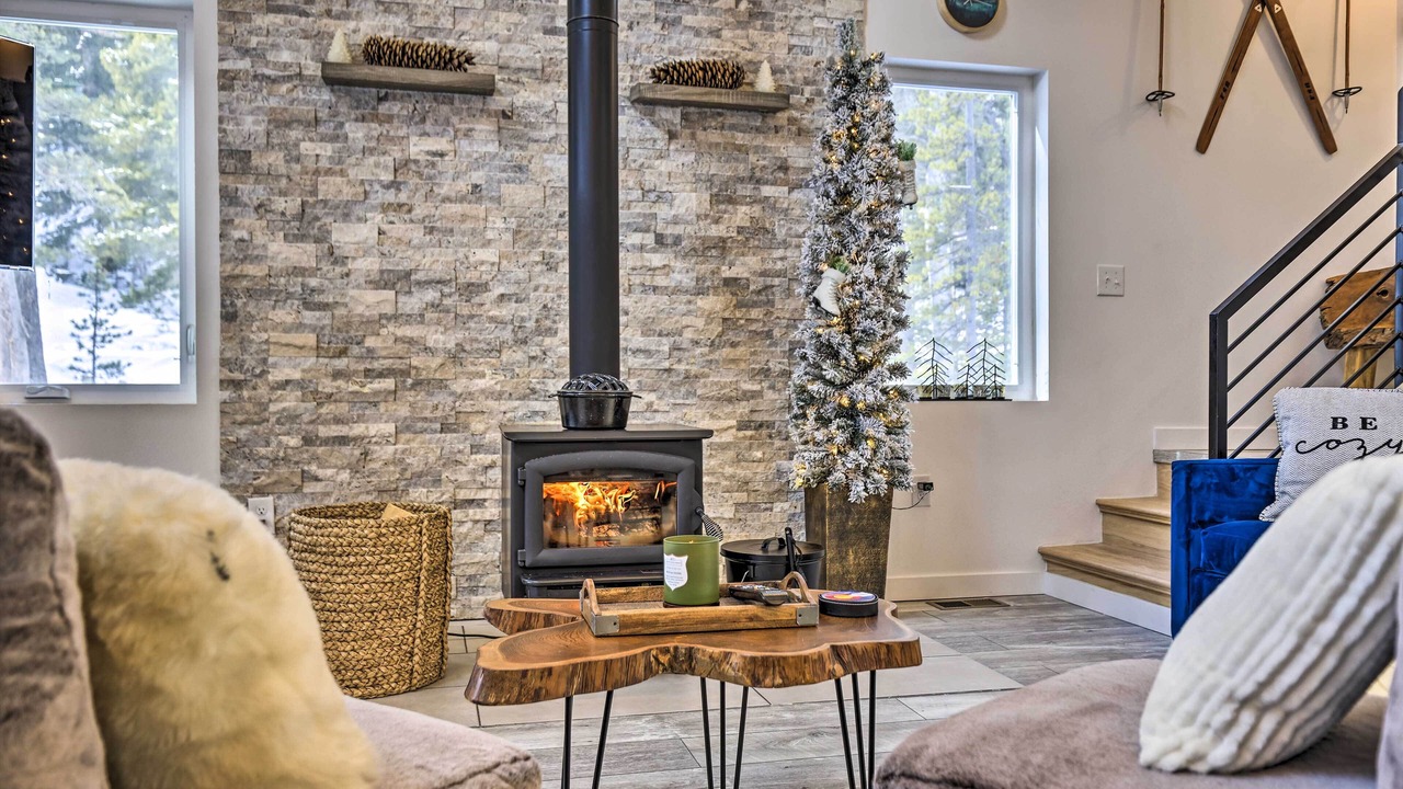 Photo of Livingroom in Saint Mary's