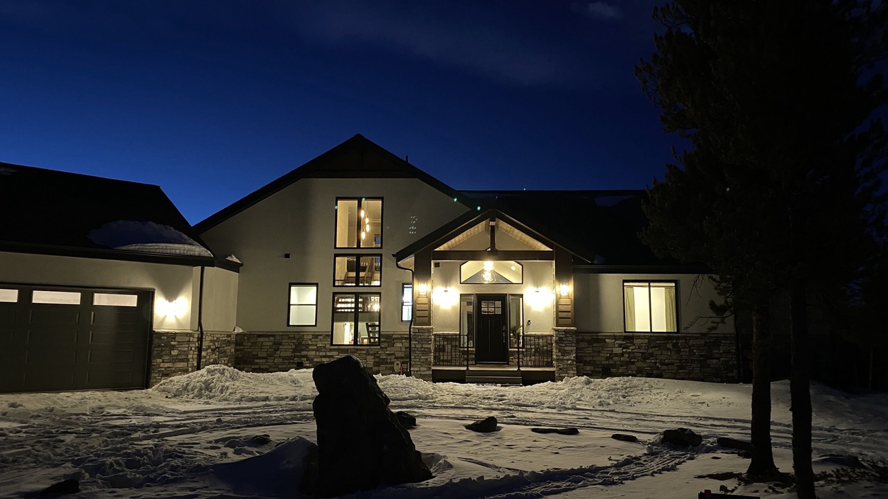 Photo of Outdoor in Black Hawk