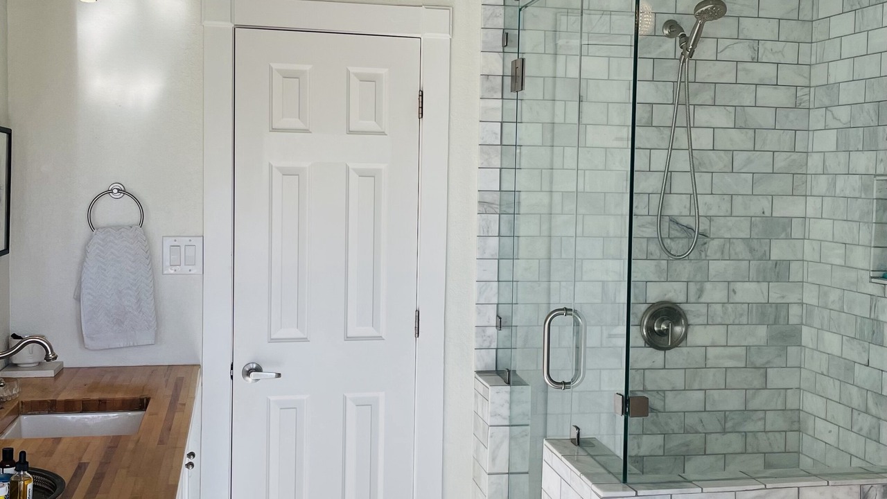 Photo of Bathroom in The Ridge At Lost Creek