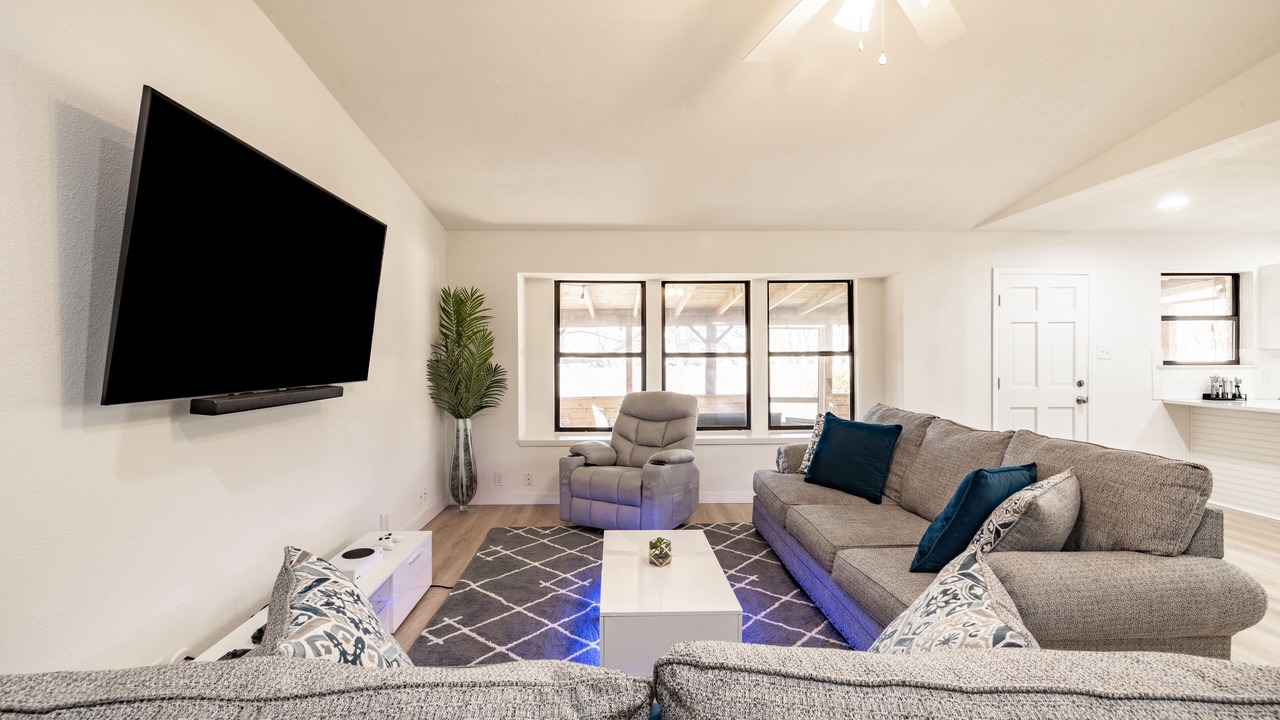 Photo of Livingroom in Quail Hollow