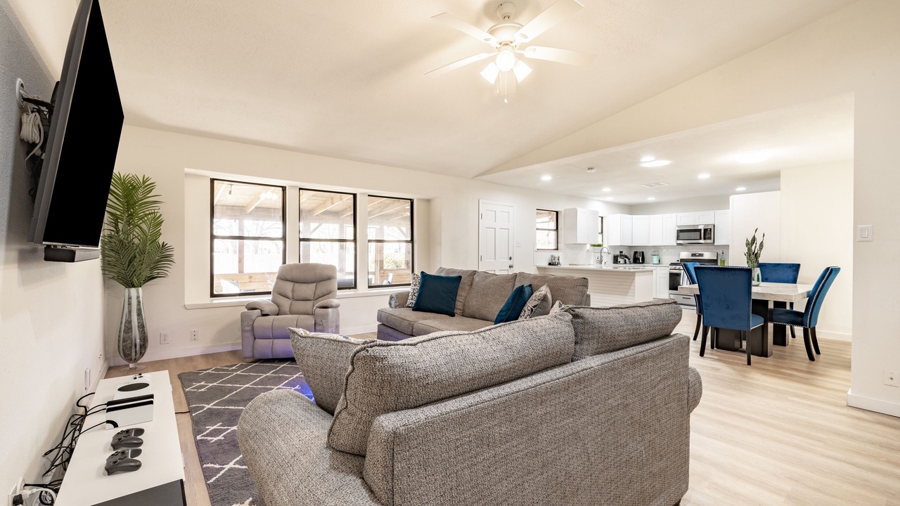 Photo of Livingroom in Quail Hollow
