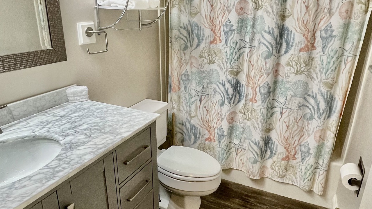 Photo of Bathroom in Gulf Shores