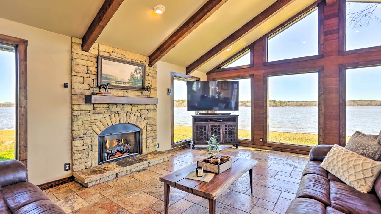 Photo of Livingroom in Shelby