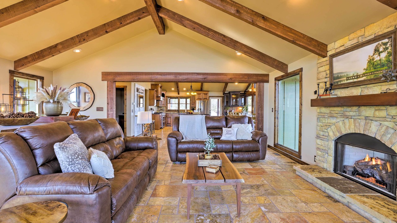 Photo of Livingroom in Shelby