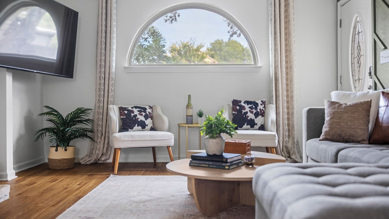 Photo of Bedroom in Apache Shores