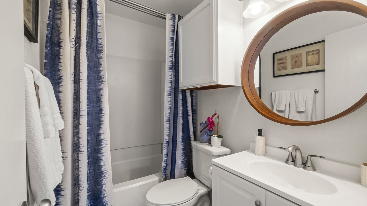 Photo of Bathroom in Apache Shores