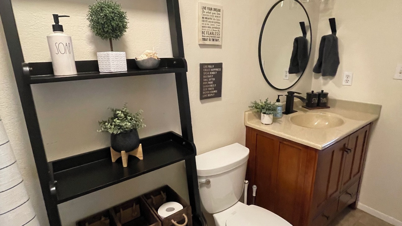 Photo of Bathroom in Arapahoe Ridge