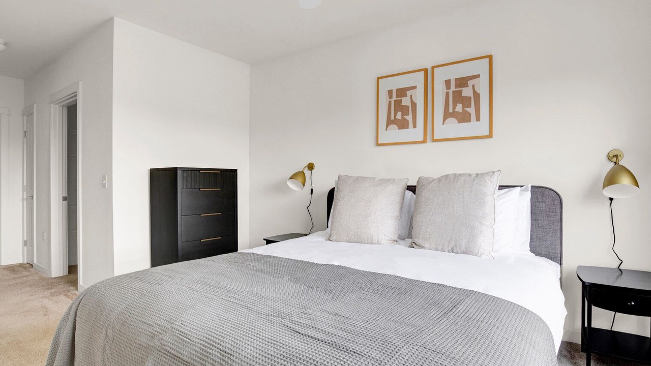 Photo of Bedroom in West Bellevue
