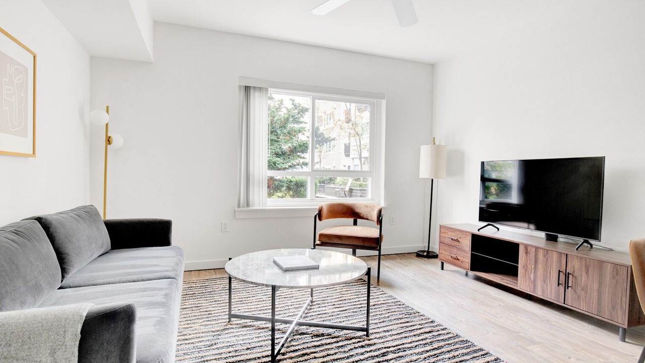 Photo of Livingroom in West Bellevue