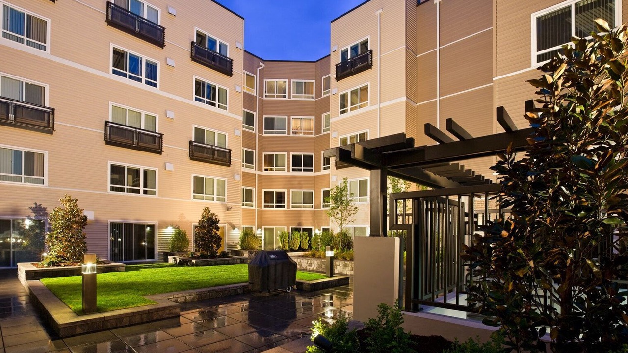 Photo of Patio Balcony in West Bellevue