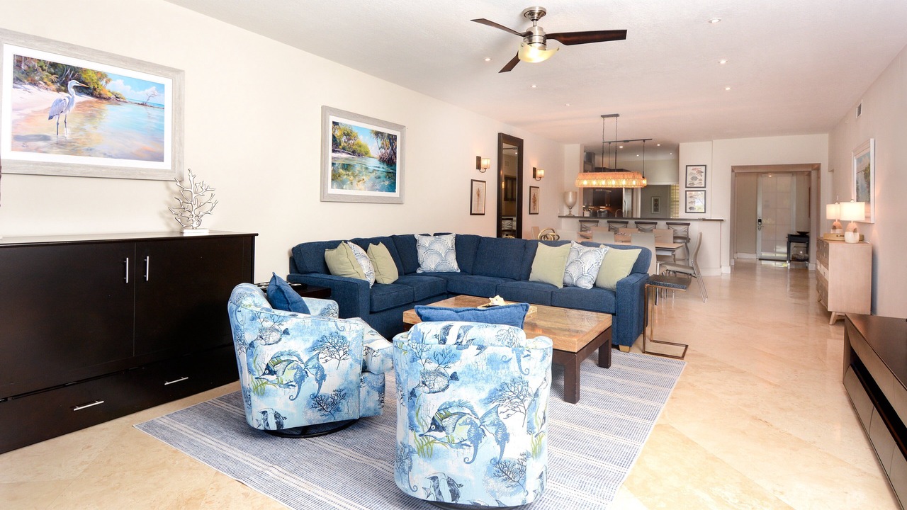 Photo of Livingroom in Rock Harbor