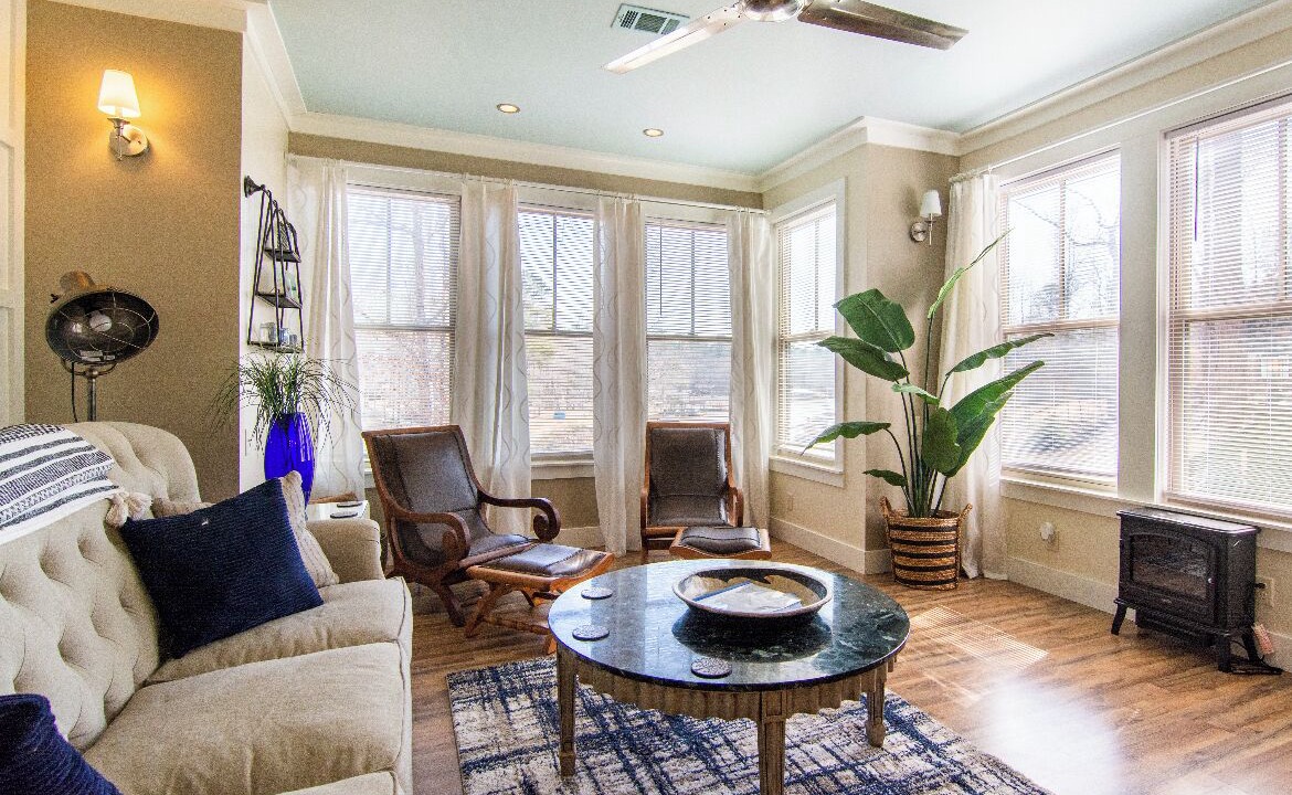 Photo of Livingroom in Eatonton