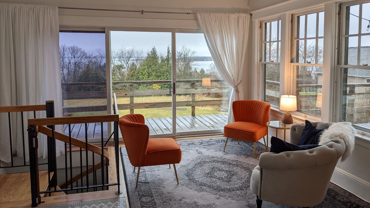 Photo of Livingroom in Portsmouth