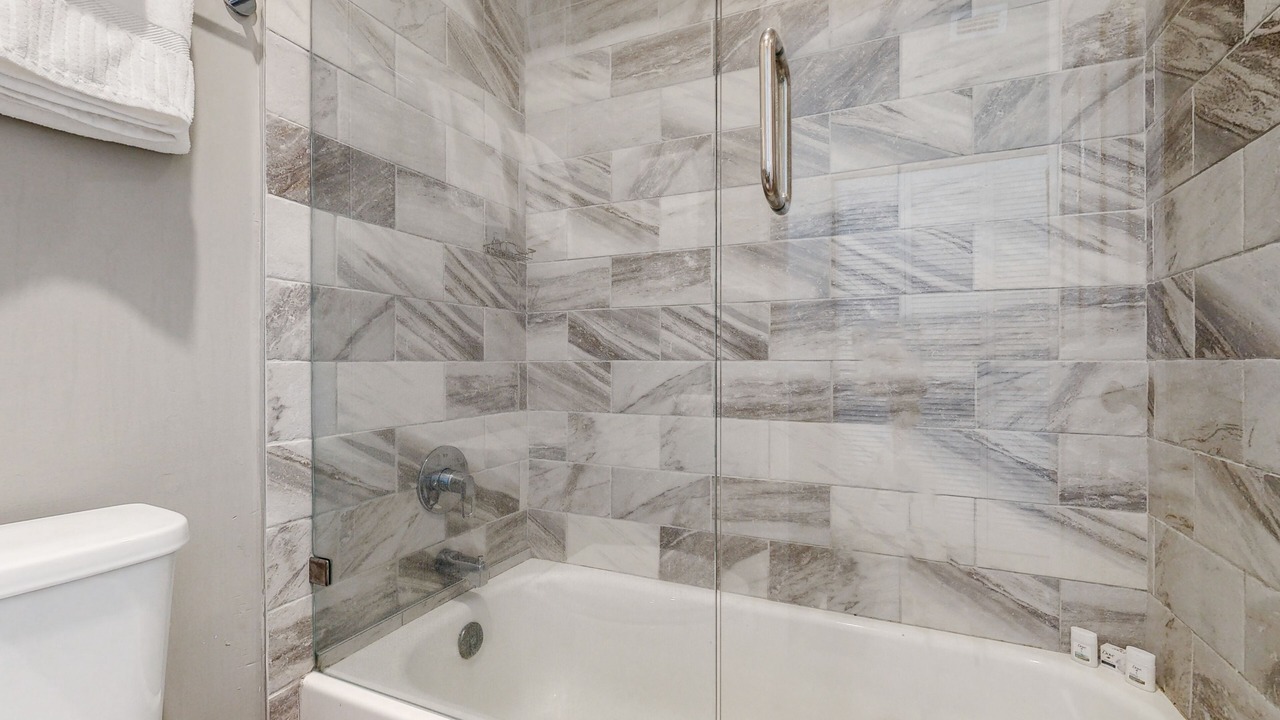 Photo of Bathroom in Amelia City