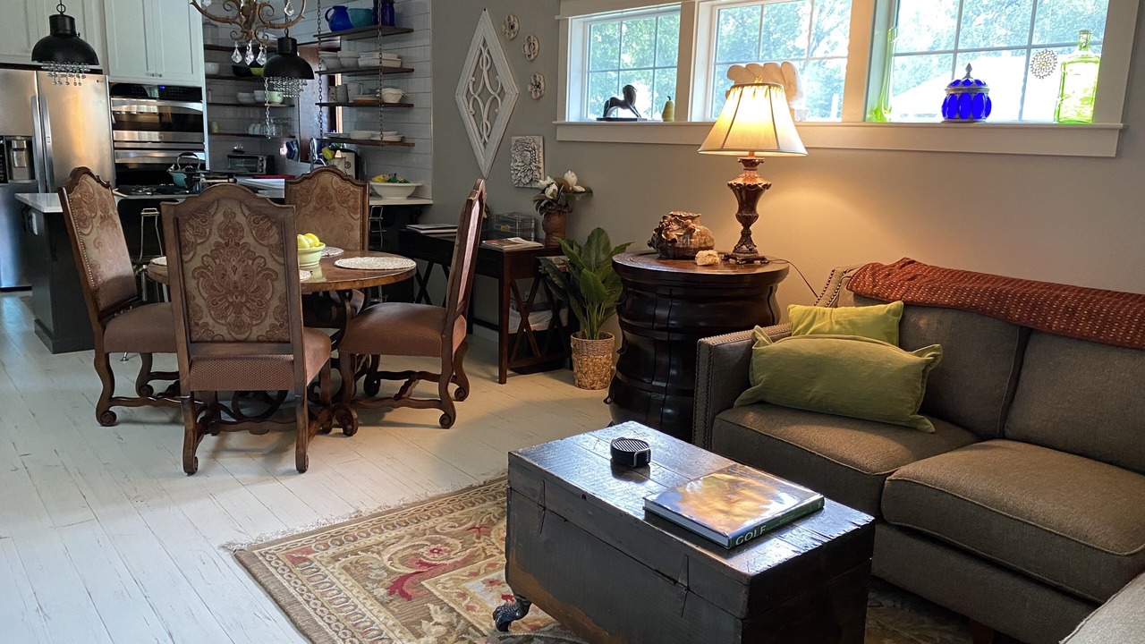 Photo of Livingroom in Bastrop