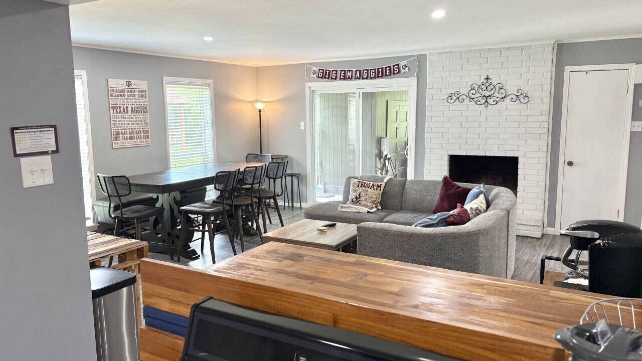 Photo of Bedroom in College Station