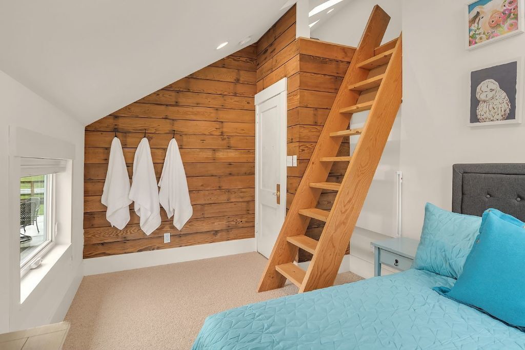 Photo of Bedroom in Carnation