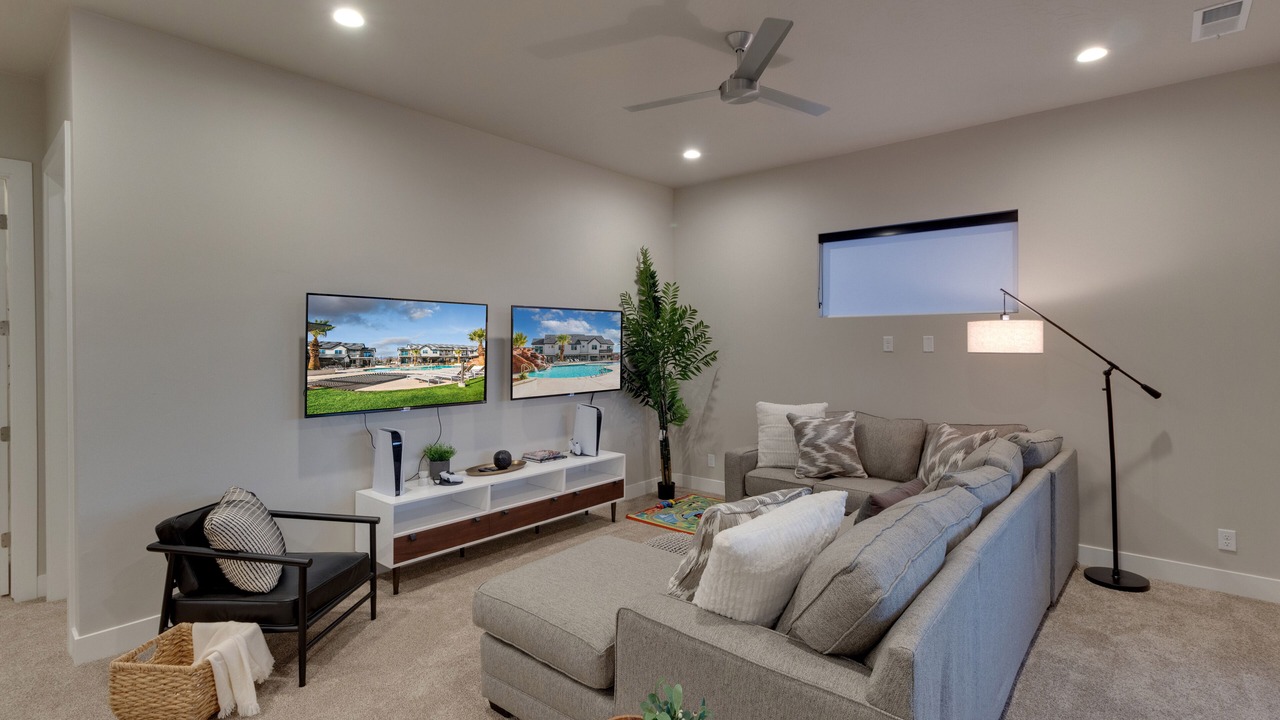 Photo of Livingroom in Ivins