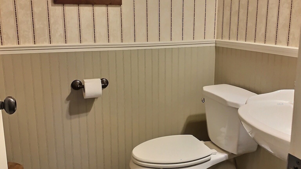 Photo of Bathroom in Cloudcroft