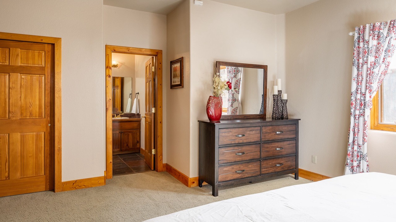 Photo of Bedroom in Granby