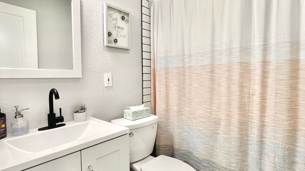 Photo of Bathroom in University Hills