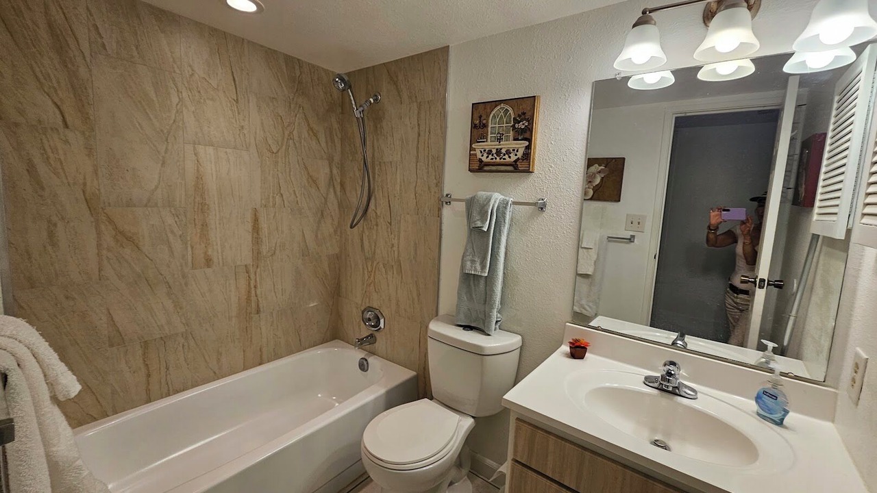 Photo of Bathroom in Hampden South