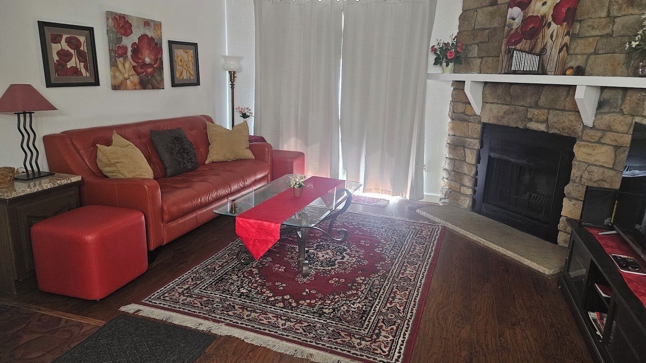 Photo of Livingroom in Hampden South