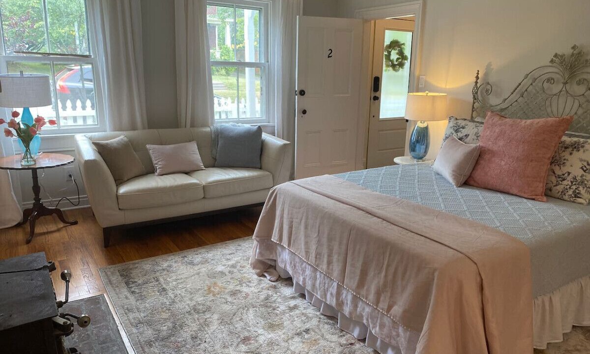 Photo of Bedroom in Harpers Ferry