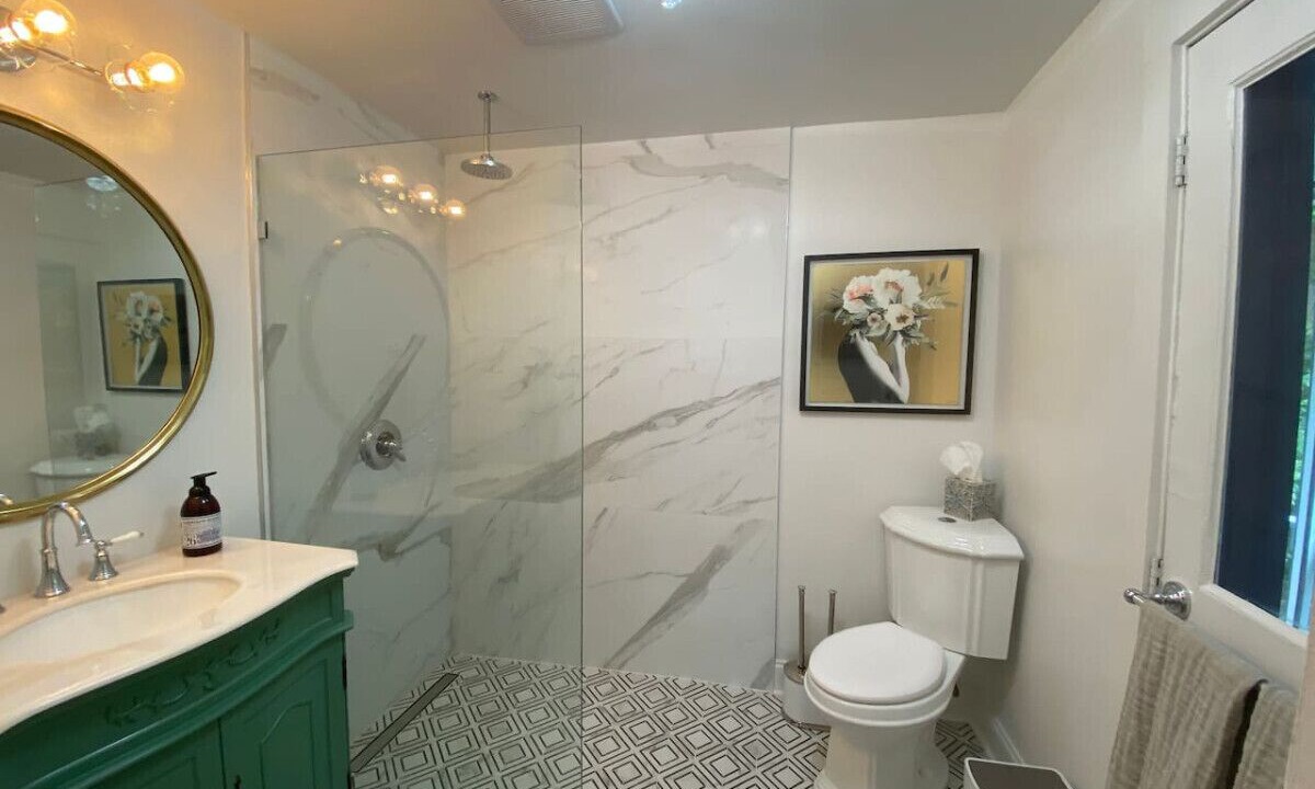 Photo of Bathroom in Harpers Ferry