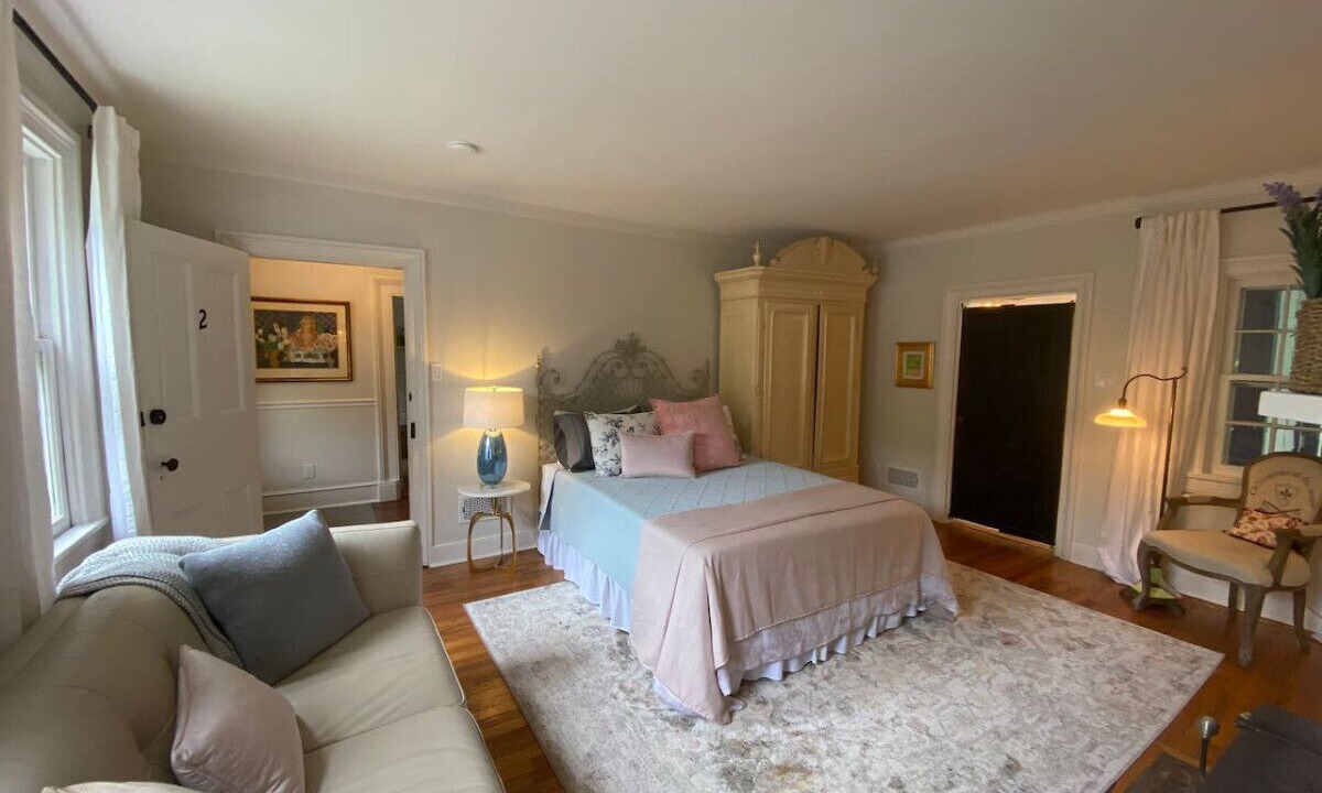 Photo of Bedroom in Harpers Ferry