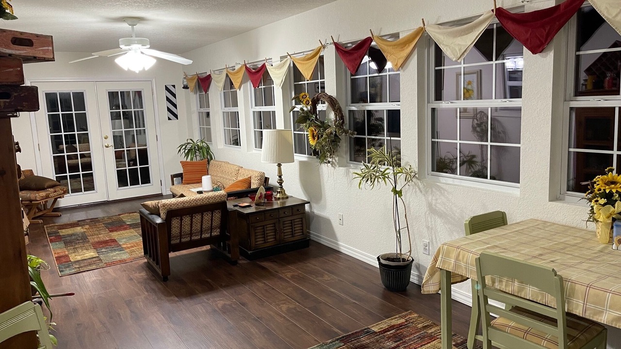 Photo of Bedroom in Mountain Grove