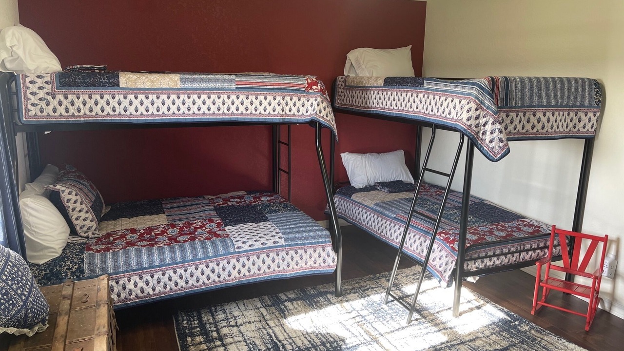 Photo of Bedroom in Mountain Grove