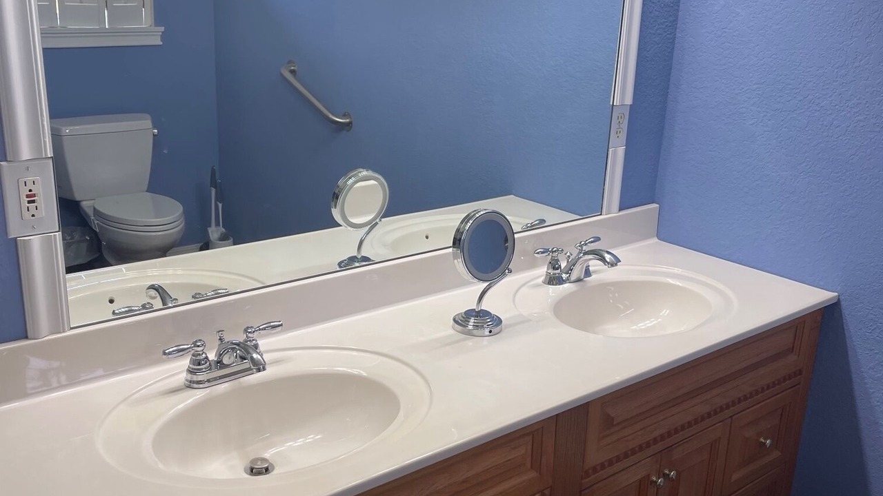 Photo of Bathroom in Mountain Grove