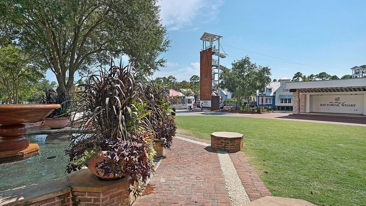 Photo of Outdoor in Baytowne Wharf