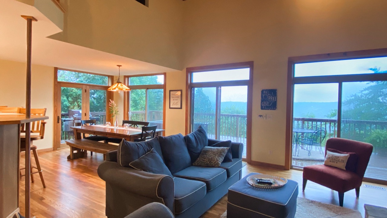 Photo of Livingroom in Monteagle