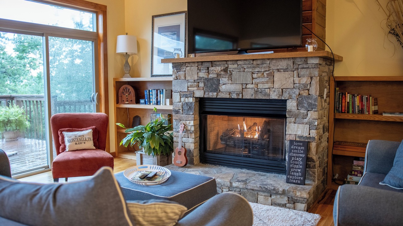Photo of Livingroom in Monteagle
