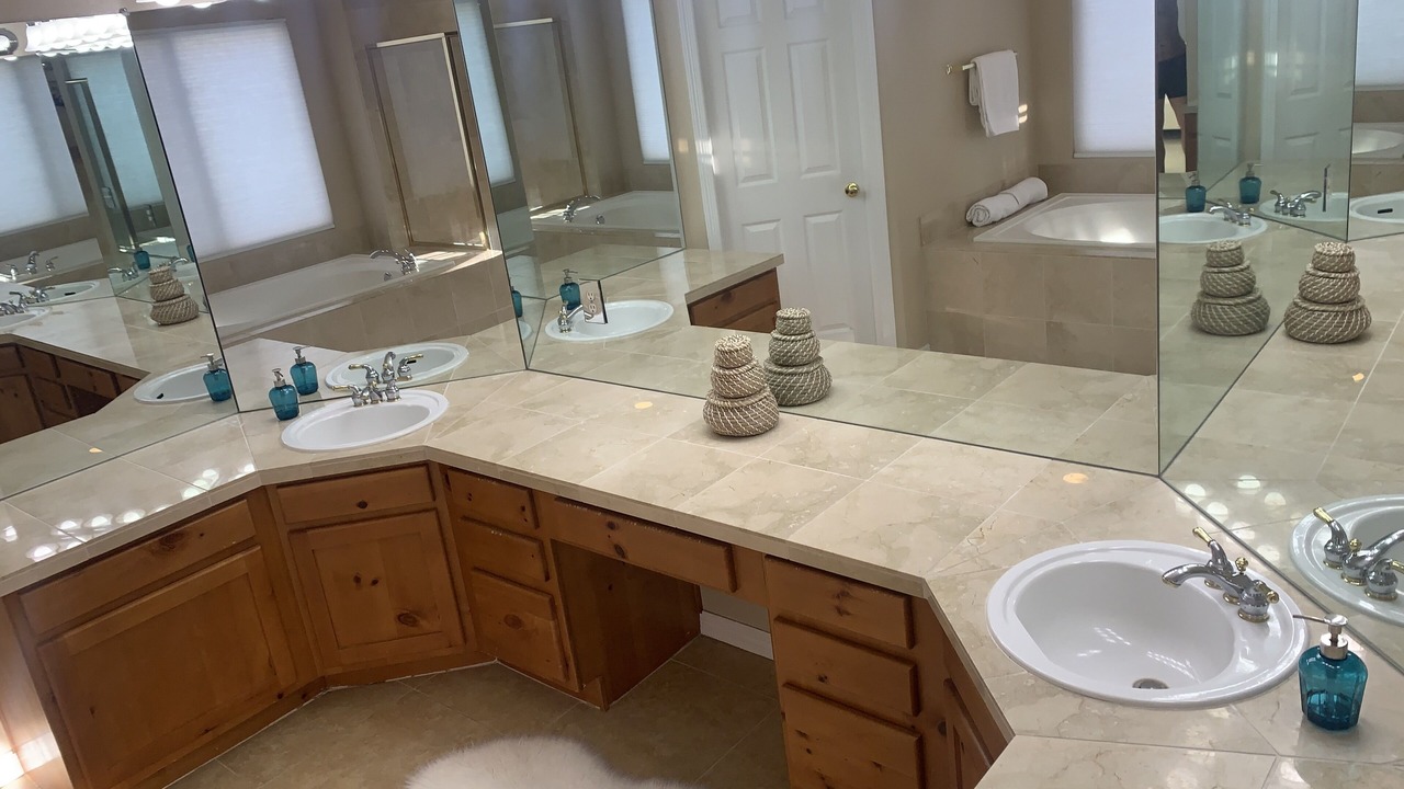 Photo of Bathroom in Aurora